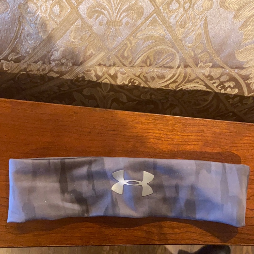 Women’s under armour headband